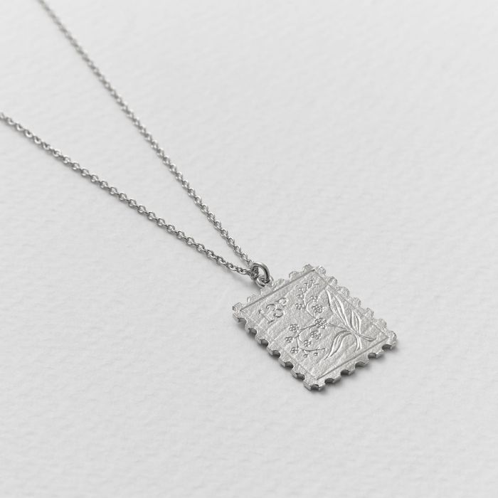 Floral Stamp Necklace for Women - Vintage Floral Pendant Jewelry - Perfect for Weddings, Parties & Everyday Elegance