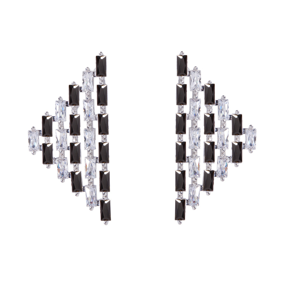 Stylish Black and White Cat Earrings for Women - Trendy Animal Jewelry Gift for Cat Lovers - Perfect for Parties, Dating & Daily Wear