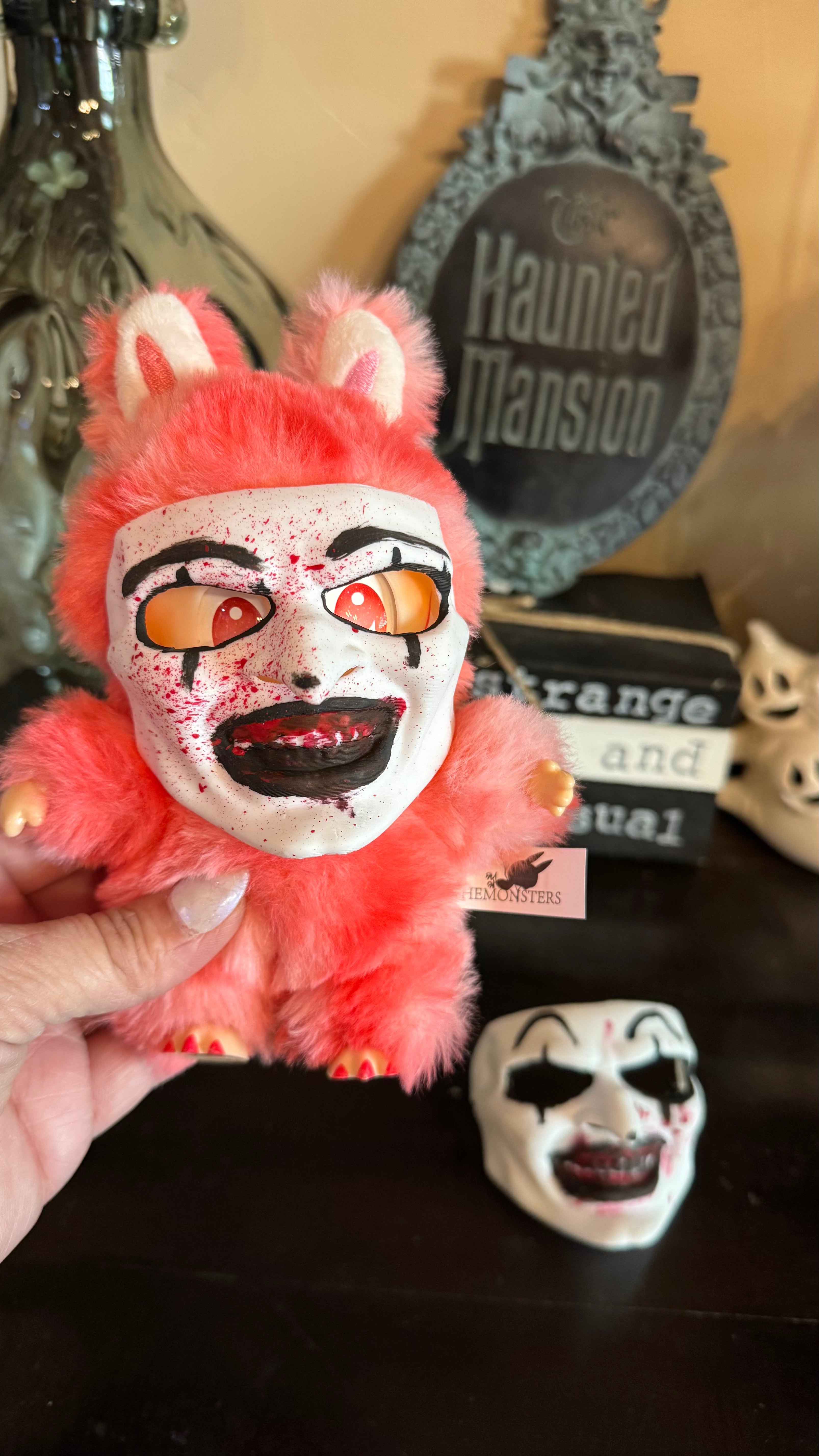 Scary Bloody Clown Mask for Halloween Costume - Horror Movie Party Prop, Haunted House Decoration & Cosplay Accessory