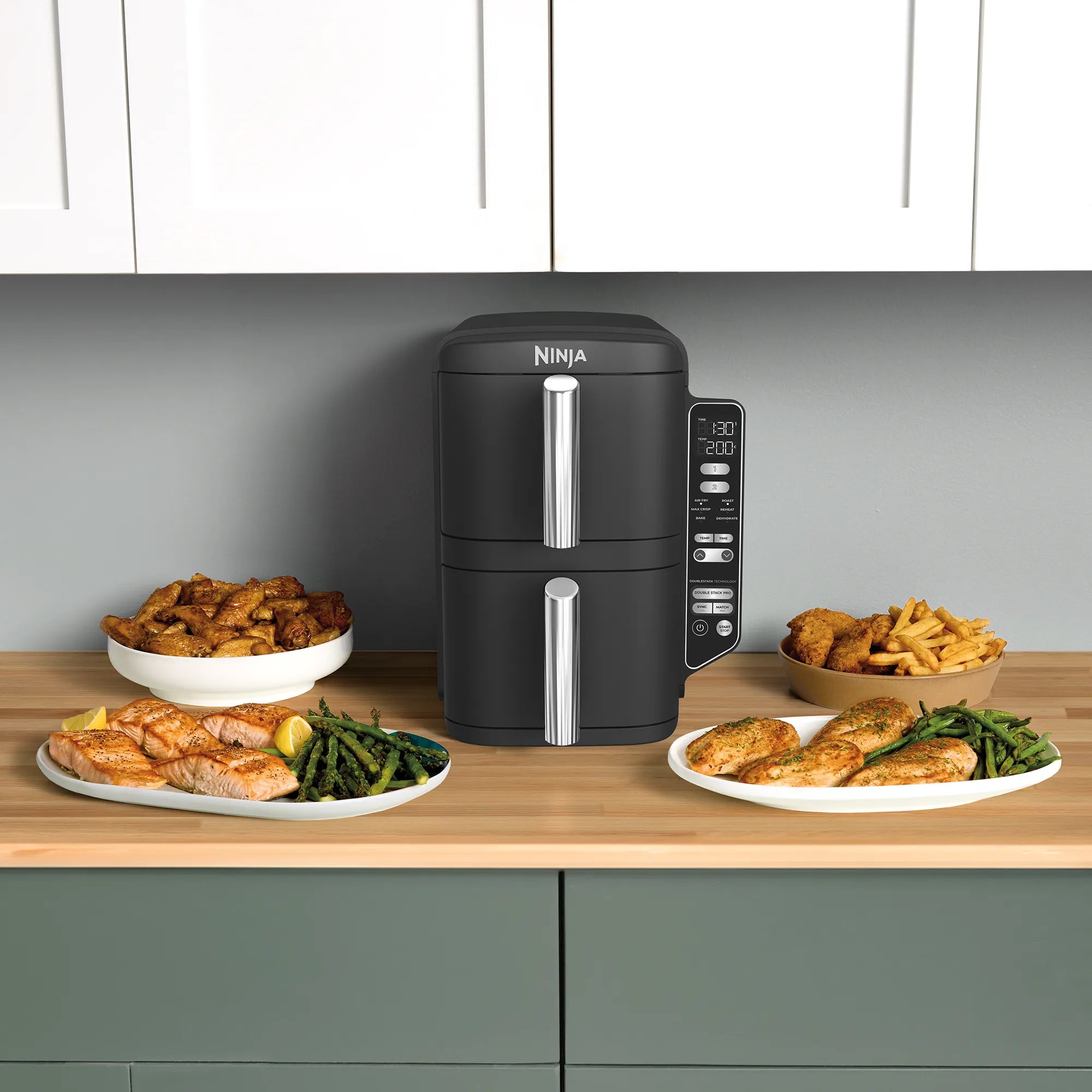 Ninja DoubleStack XXL 7.6L 2 Drawer Air Fryer - Large Capacity Air Fryer Oven for Healthy Cooking - Perfect for Family Meals, Parties & Quick Snacks