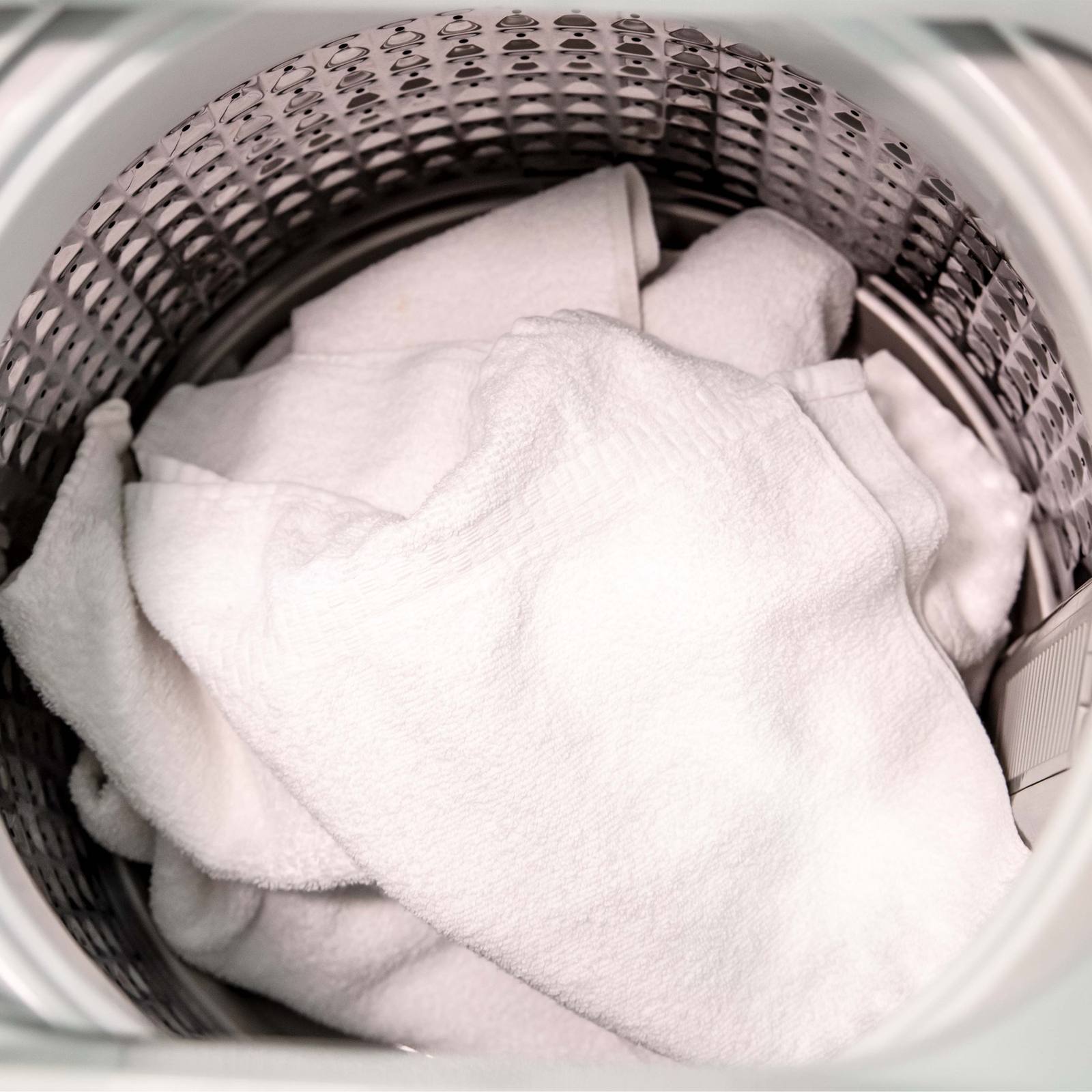 Avanti CTW14X0WIS 1.38 Cu. Ft. Compact Washing Machine - Perfect for Small Apartments, Dorms & RVs - Space-Saving Laundry Solution