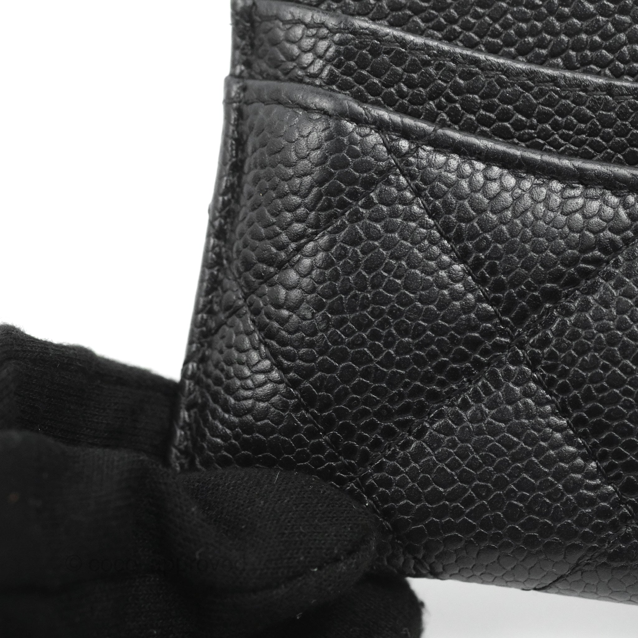 Chanel Classic Flat Card Holder in Black Caviar Leather with Gold Hardware - Luxury Wallet for Women, Perfect for Everyday Use & Gift Giving