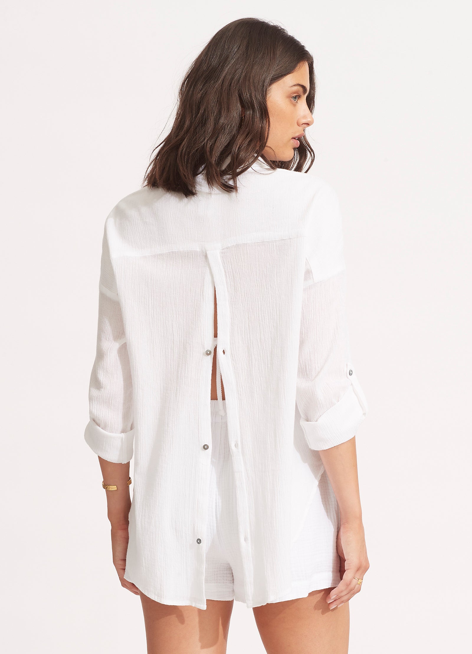 Classic White Beach Shirt for Men - Comfortable Summer Casual Wear - Perfect for Vacation, Poolside & Outdoor Activities