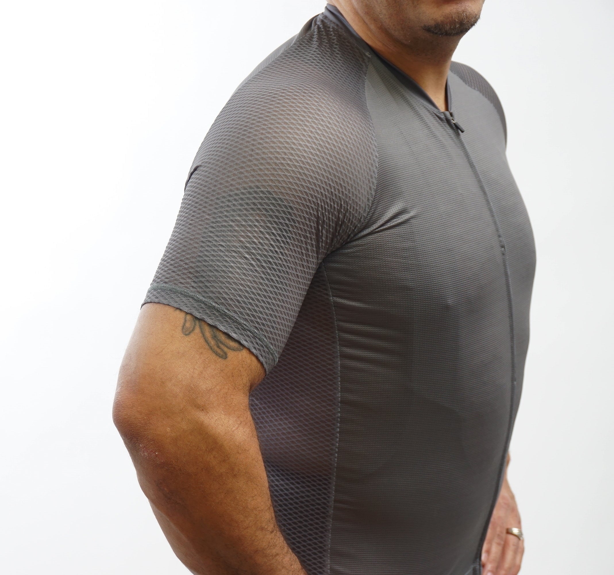 Premium Summer Jersey for Men & Women - Soft Breathable Gray T-Shirt - Perfect for Outdoor Sports, Beach & Casual Wear