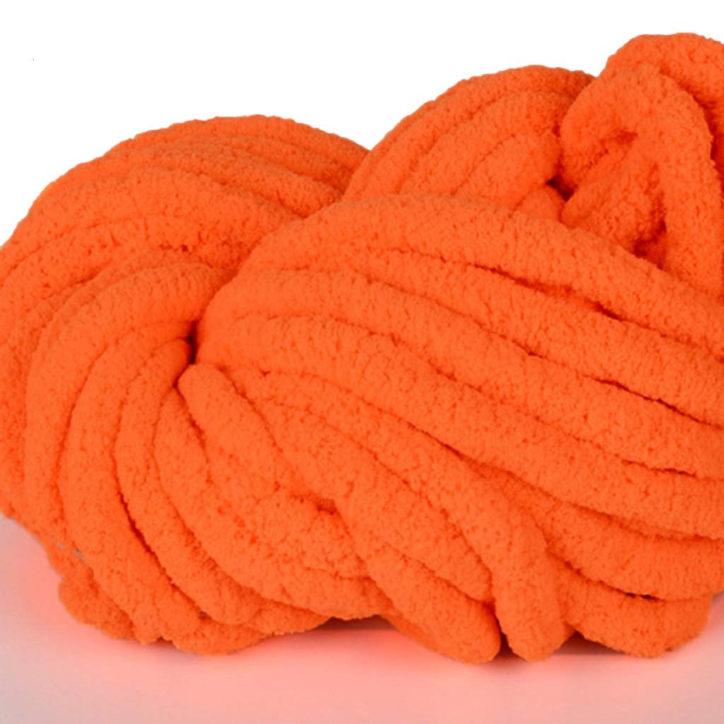 Premium Chunky Chenille Yarn for Knitting & Crocheting - 250g Soft Warm Bulky Yarn for DIY Blankets, Scarves, Hats - Perfect for Cozy Winter Crafts & Home Decor Projects