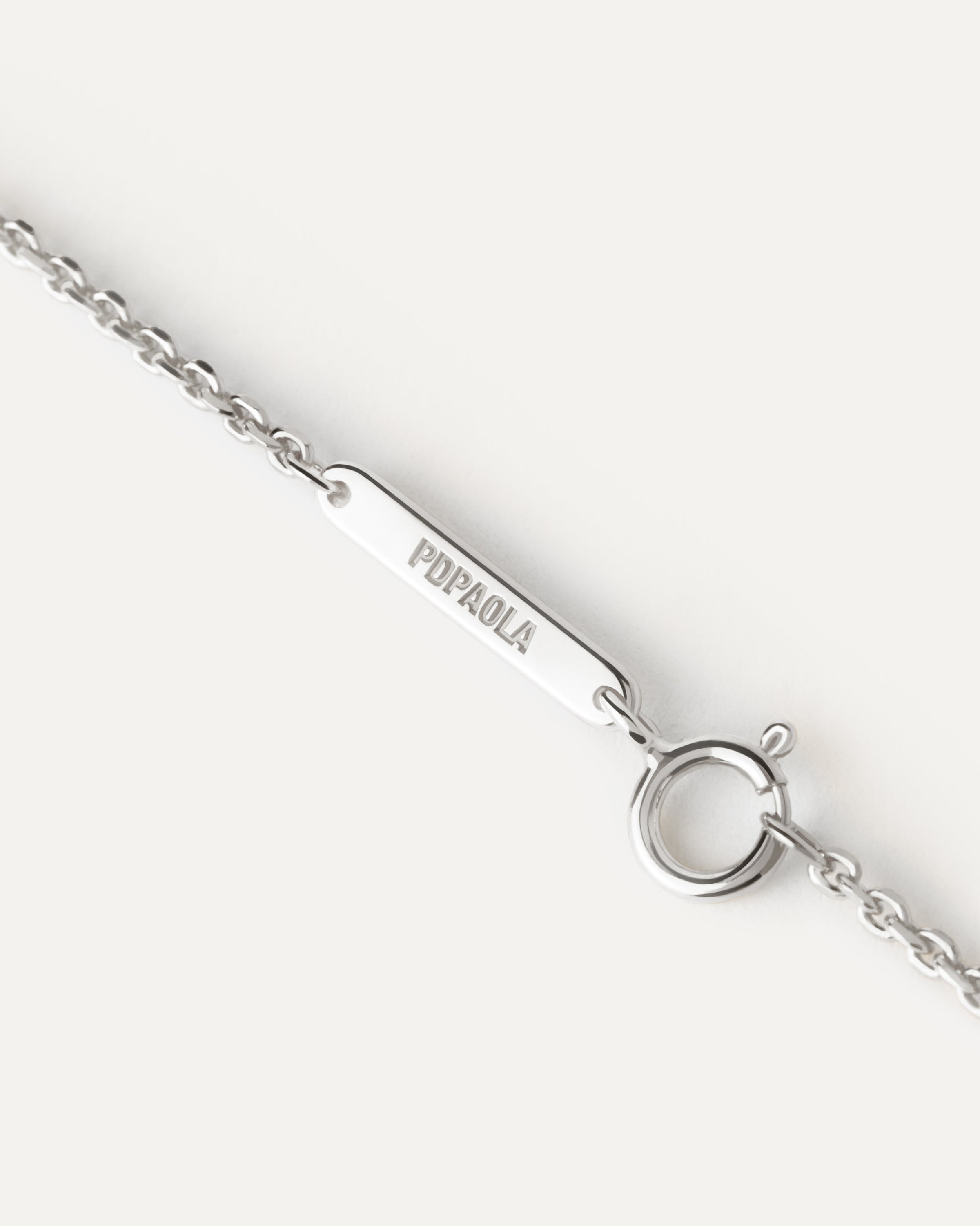 Stylish Silver Chain Necklace for Women & Men - Dainty & Elegant Jewelry Gift for Everyday Wear, Layering & Special Occasions