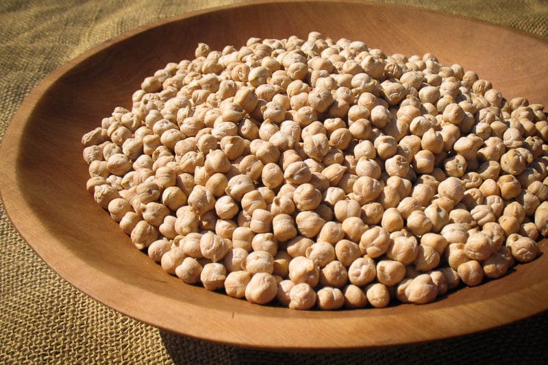 Premium Rancho Gordo Garbanzo Beans 1 lb - Organic Chickpeas for Hummus, Salads & Healthy Cooking | Non-GMO, High Protein Legumes | Perfect for Mediterranean Diet & Vegan Recipes