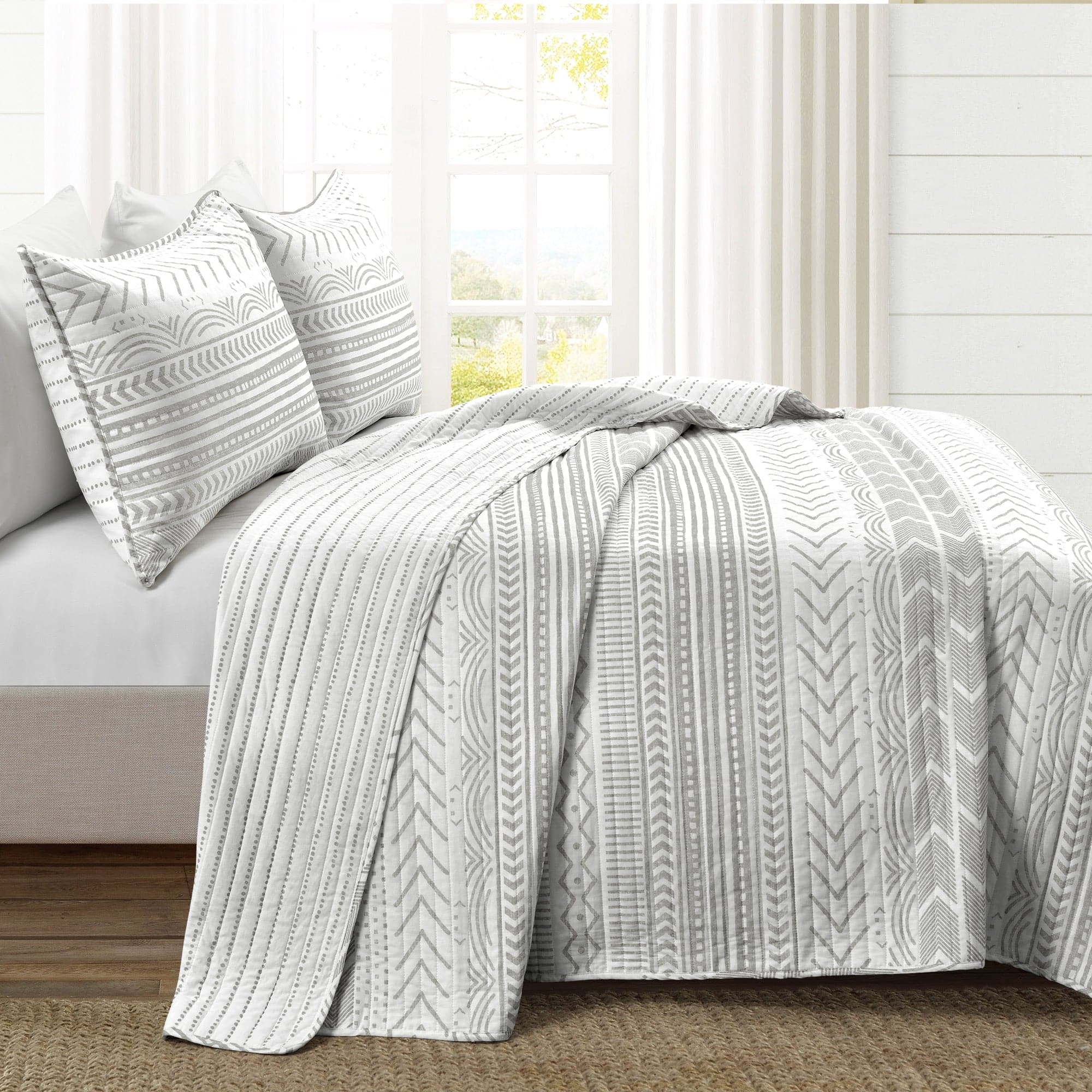 Gray_White