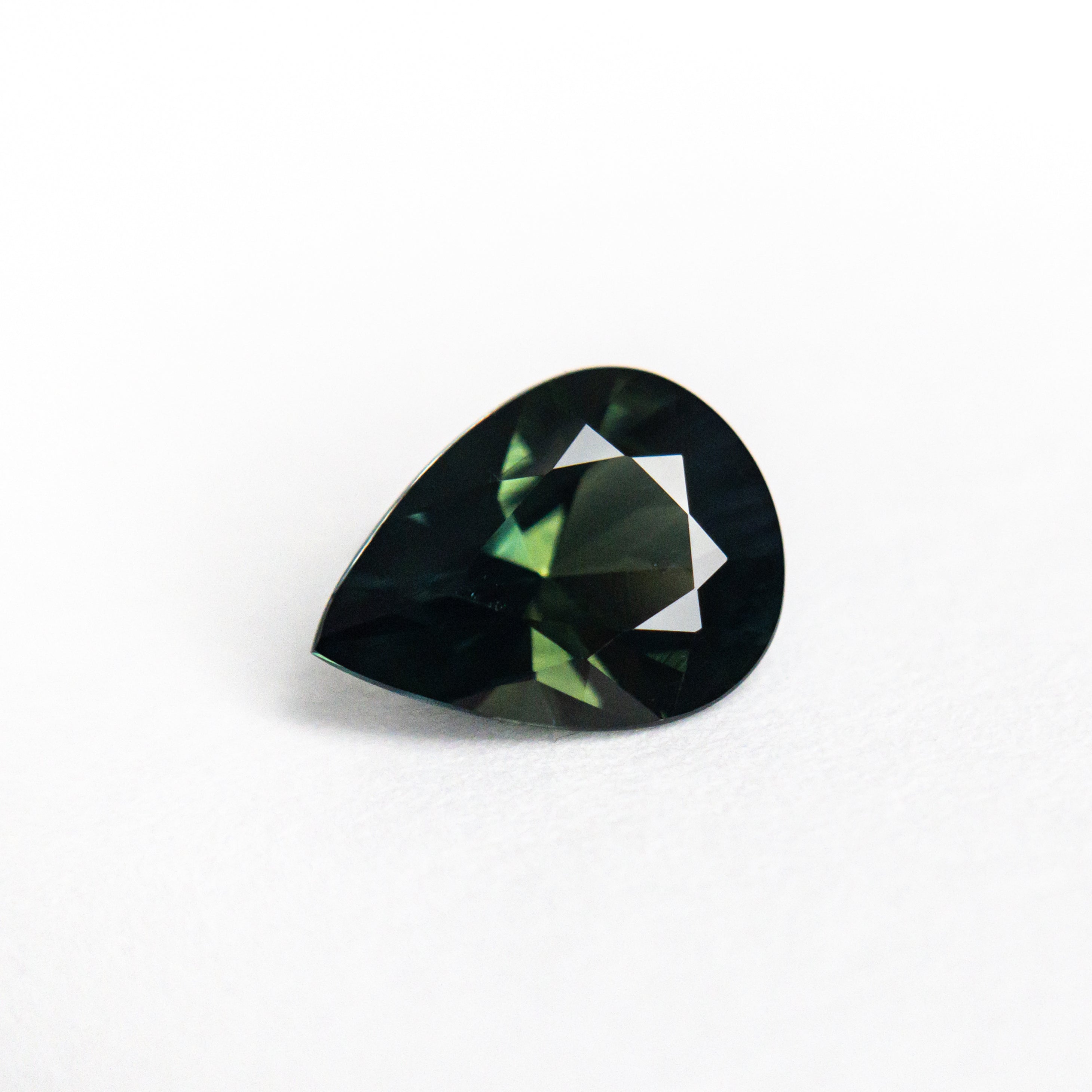 1.17ct Pear Brilliant Blue Sapphire Gemstone - 8.15x6.09x3.75mm Natural Loose Sapphire for Jewelry Making (25781-05) - Perfect for Engagement Rings, Pendants & Earrings