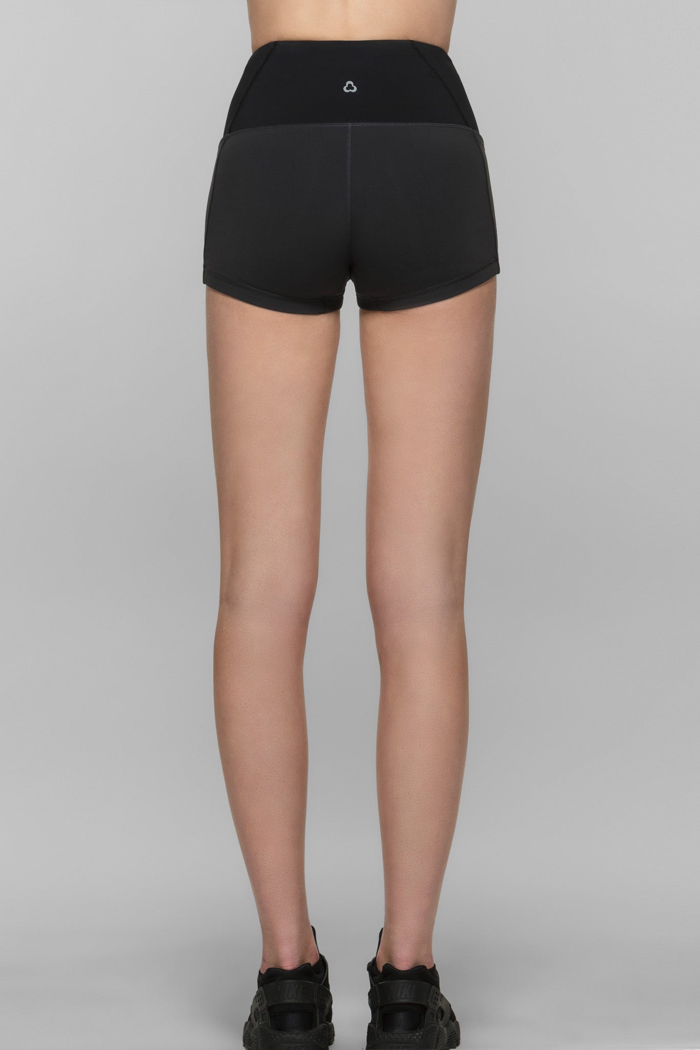 Compression Shorts for Men & Women - High Performance Workout & Running Shorts - Moisture Wicking & Breathable for Gym, Yoga, Sports & Active Lifestyle