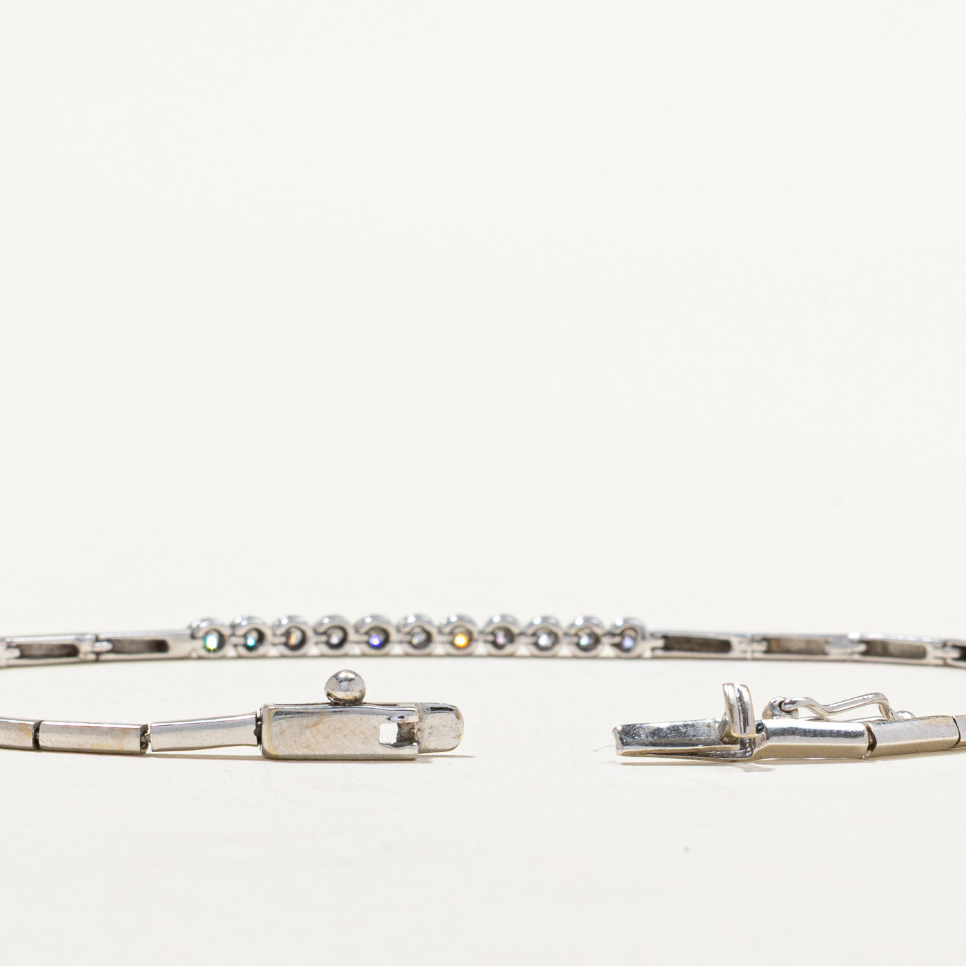 Bezel Set Diamond Bracelet for Women | 0.22 Carat Total Weight (ctw) | 7.5 Inch Adjustable Length | Elegant Jewelry Gift for Anniversary, Birthday & Special Occasions
