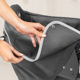 Chicco QuickSeat Hook On Chair - Portable Baby High Chair for Dining Table - Safe & Compact Travel Feeding Seat for Restaurants, Home & Outdoor Use