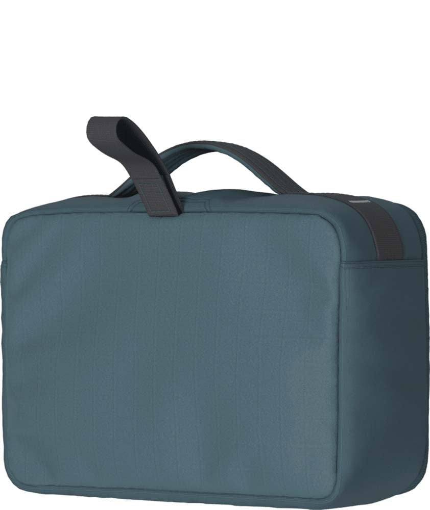 The North Face Base Camp Voyager Toiletry Kit - Water-Resistant Travel Organizer for Men & Women - Perfect for Camping, Hiking, Gym & Business Trips
