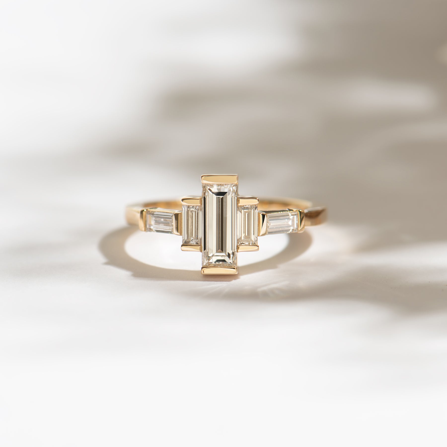 Exquisite Baguette Diamond Engagement Ring in 14K Gold - Perfect for Proposals, Weddings & Anniversary Gifts