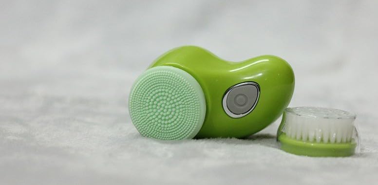 Electric Facial Cleansing Brush - Rechargeable Waterproof Face Scrubber & Exfoliator for Deep Pore Cleaning | Perfect for Daily Skincare Routine & Travel