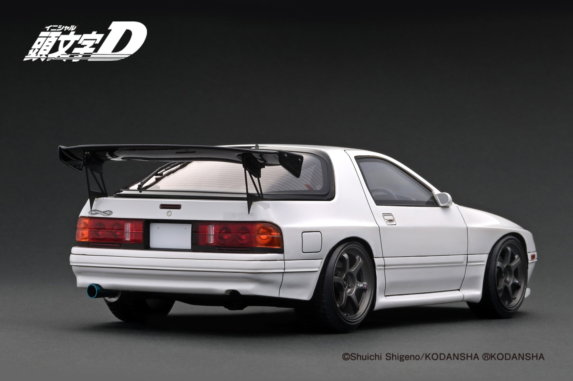1:18 Scale Mazda Savanna RX-7 FC3S Infini White Diecast Car Model with Ryosuke Takahashi Figure - Initial D Anime Collectible for Display & Racing Enthusiasts