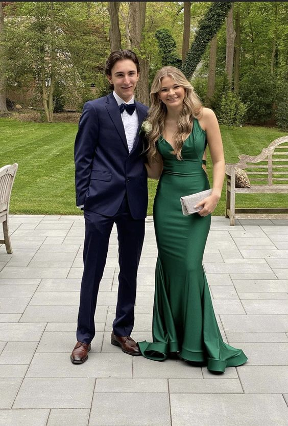 Elegant Mermaid Green Backless Long Prom Dress for Women - Formal Evening Gown J5073 | Perfect for Homecoming, Prom Night, Wedding Guest & Special Occasions