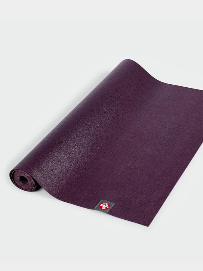Manduka eKO SuperLite Travel Yoga Mat 1.5mm - Eco-Friendly & Lightweight for Yoga, Pilates & Travel - Perfect for Home, Studio & Outdoor Workouts