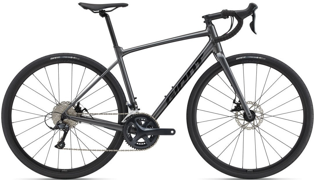 Giant Contend AR 3 Road Bike - Lightweight Aluminum Frame, Shimano Claris Groupset, Disc Brakes - Perfect for Commuting, Fitness Riding & Weekend Adventures