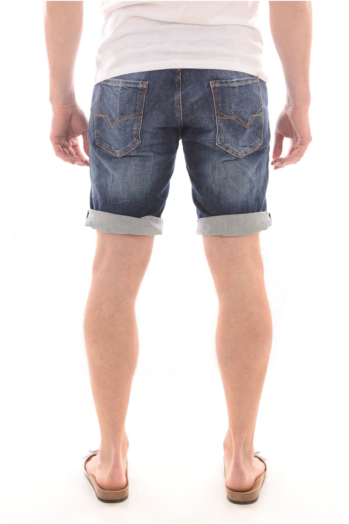 Guess Sonny Men's Casual Shorts - Comfortable & Stylish Summer Shorts for Men | Perfect for Beach, Gym, and Outdoor Activities