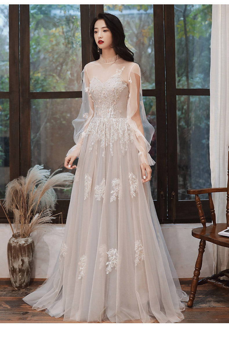 Elegant Long Sleeve Lace Tulle Wedding Dress | A-Line Prom Gown for Bridal, Formal Parties & Special Occasions | Perfect for Weddings, Evening Balls & Black Tie Events