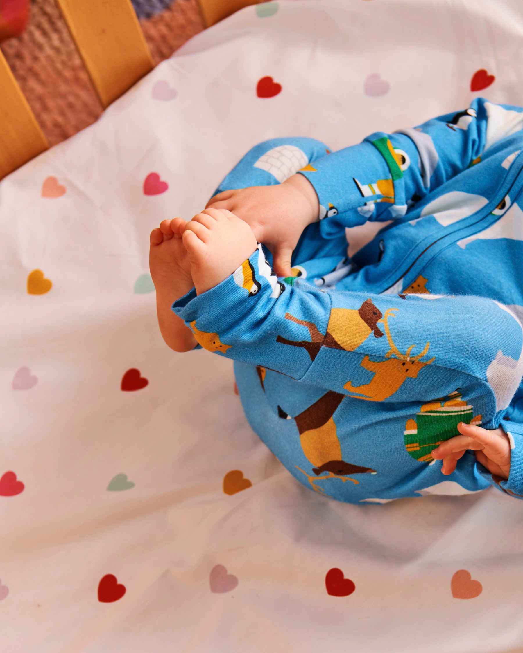 Arctic Circle Organic Cotton Long Sleeve Zip-Up Romper for Babies - Soft & Comfortable One-Piece Outfit for Playtime, Nap Time & Outdoor Adventures