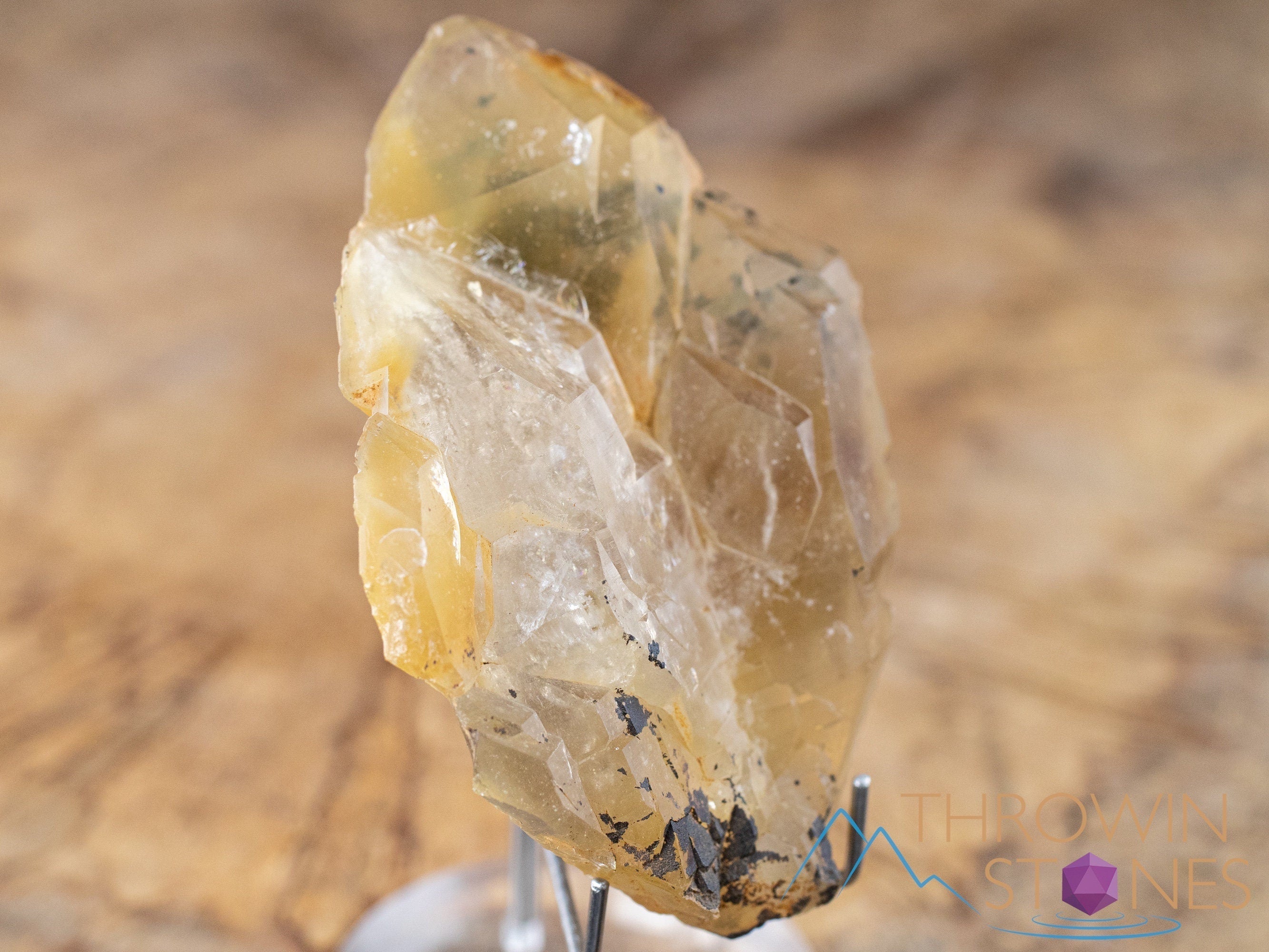 Natural Raw Quartz Crystal with Orange Rutile Inclusions - Healing Stone for Home Decor, Housewarming Gift & Spiritual Energy - Perfect for Meditation, Feng Shui & Positive Vibes