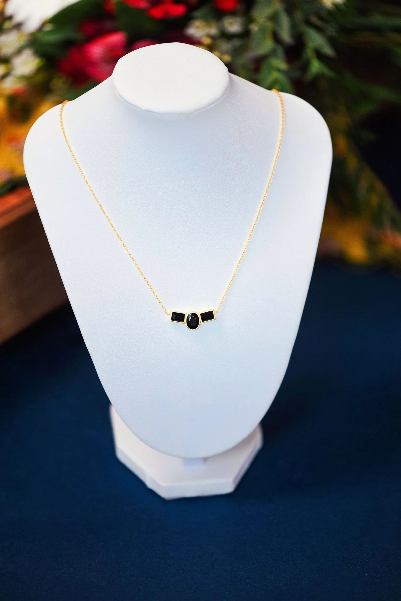 Elegant Black Caroline Necklace for Women - Perfect for Evening Parties, Weddings & Special Occasions