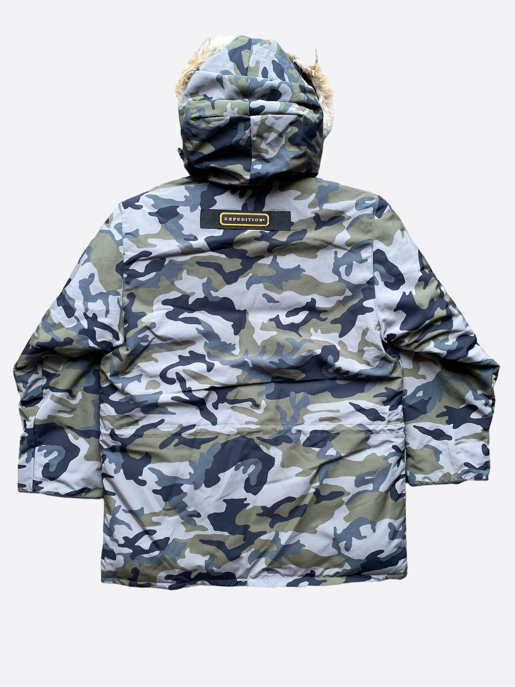 Canada Goose Camo Expedition Parka for Men - Waterproof Winter Jacket with Fur Trim Hood - Heavy Duty Cold Weather Coat for Outdoor Activities, Snowboarding & Hiking