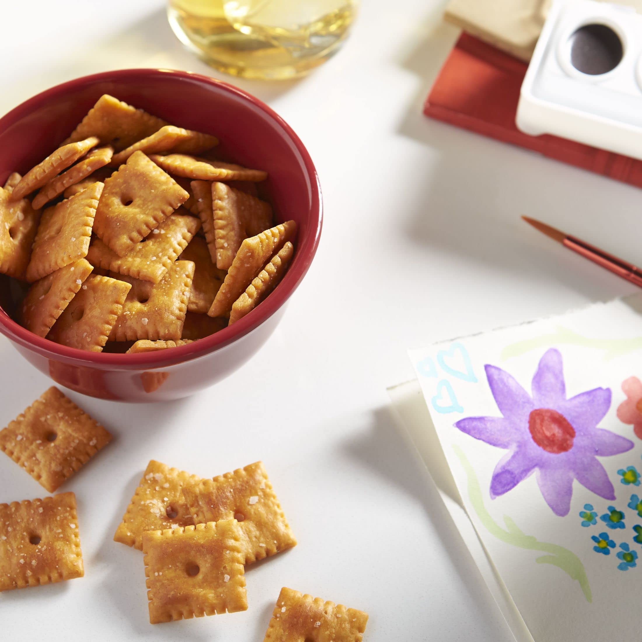 Cheez-It Baked Snack Cheese Crackers - 9g Whole Grain, 0.75oz (175 Count) - Perfect for School Lunches, Office Snacks & Road Trips