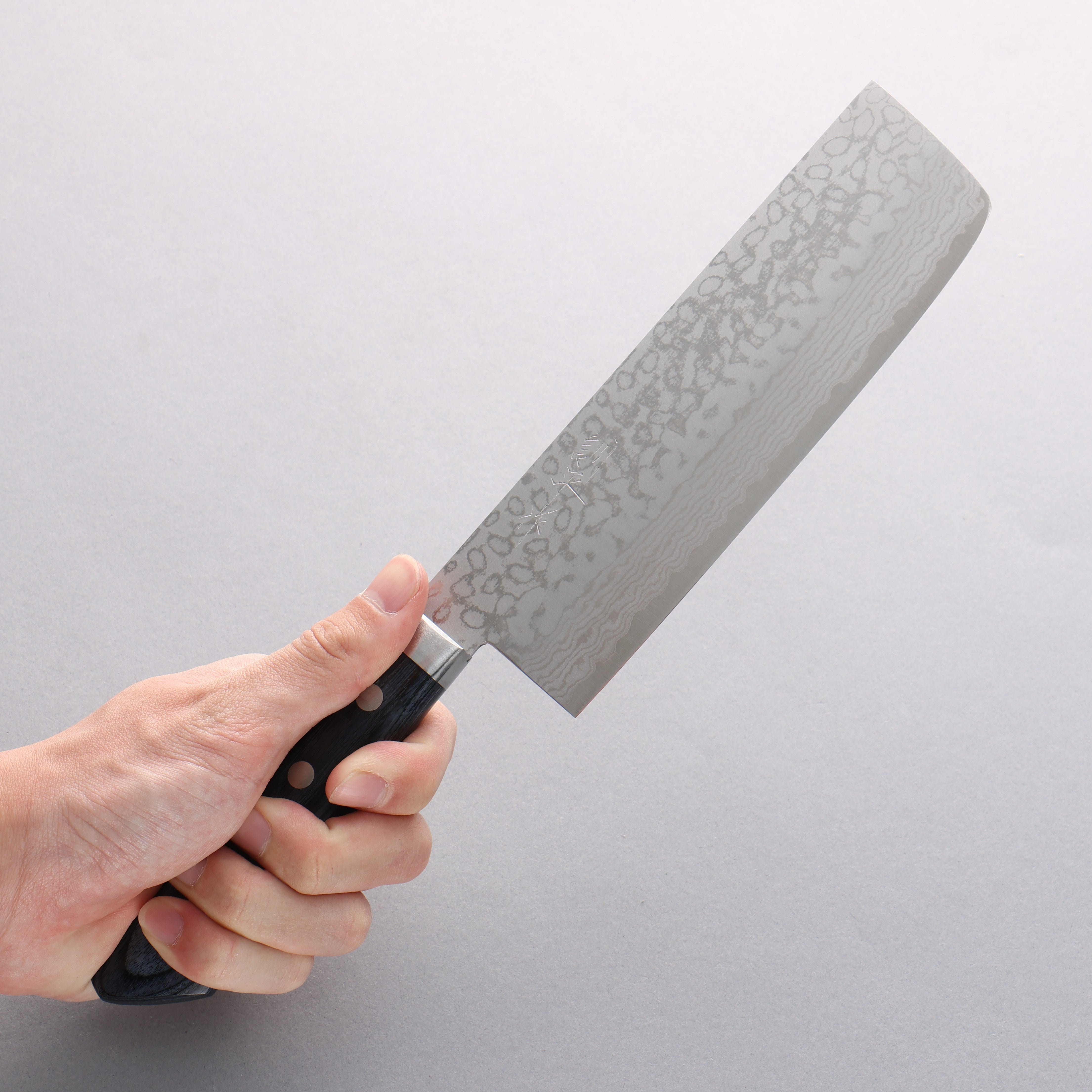 Premium Kunihira Sairyu VG10 Damascus Nakiri Knife 165mm - Japanese Chef Knife with Navy Blue Pakkawood Handle - Perfect for Slicing Vegetables, Fruits & Sushi Preparation