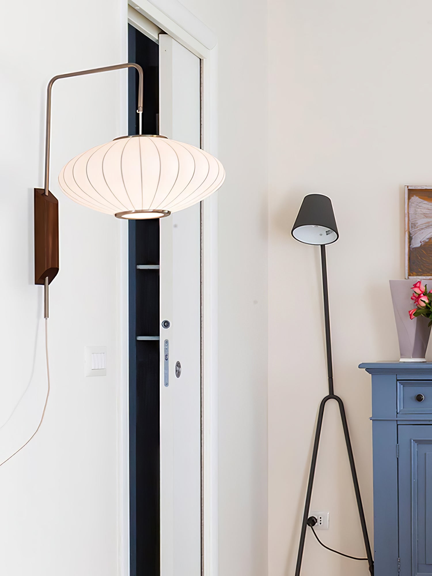 Modern Bubble Ball Wall Sconce Light Fixture - LED Wall Lamp for Bedroom, Living Room, Hallway - Elegant Home Decor Lighting for Indoor Spaces
