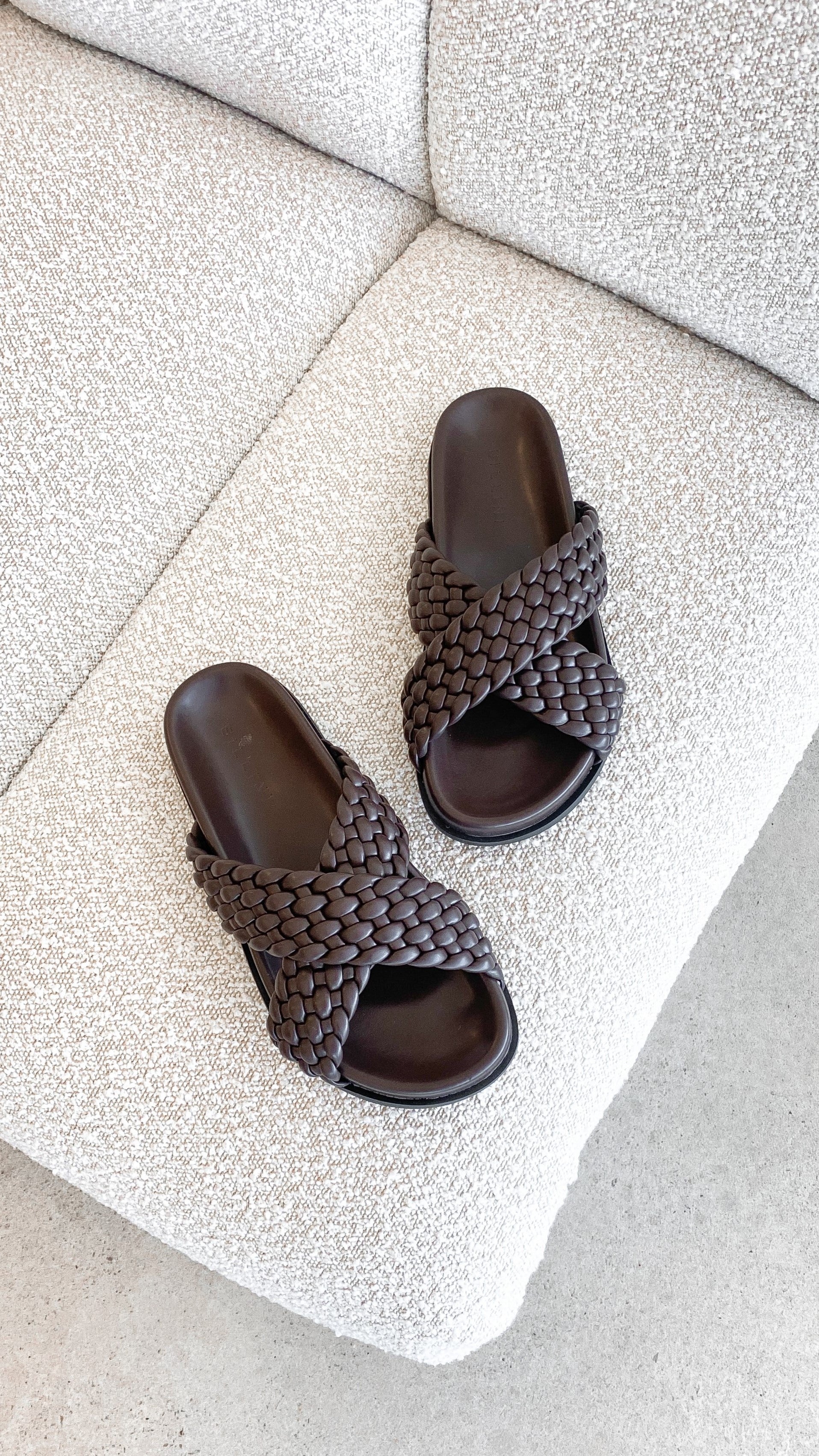 Bowie Slide Sandals for Women - Comfortable Leather Slides in Umber Brown - Perfect for Beach, Pool, and Summer Outfits