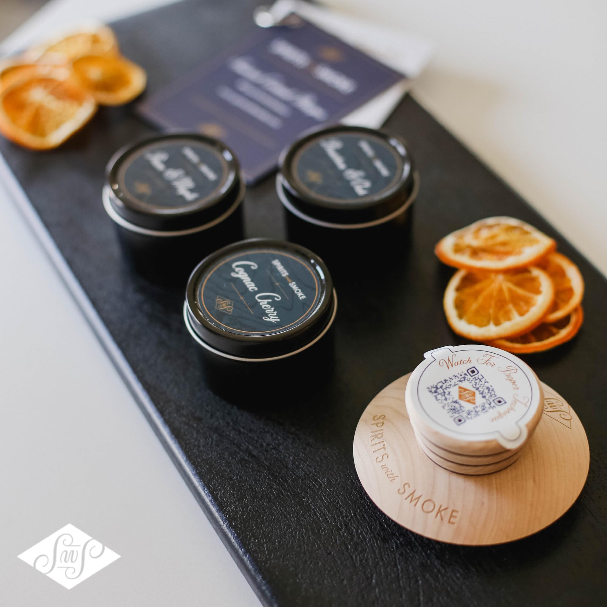 Premium Maple Wood Smoking Saucer Set - 1 Saucer, 3 Wood Chips & 4 Coasters for Cocktail Smoker | Luxury Bar Accessories & Unique Gifts for Men | Perfect for Home Bars, Cocktail Parties & Whiskey Enthusiasts