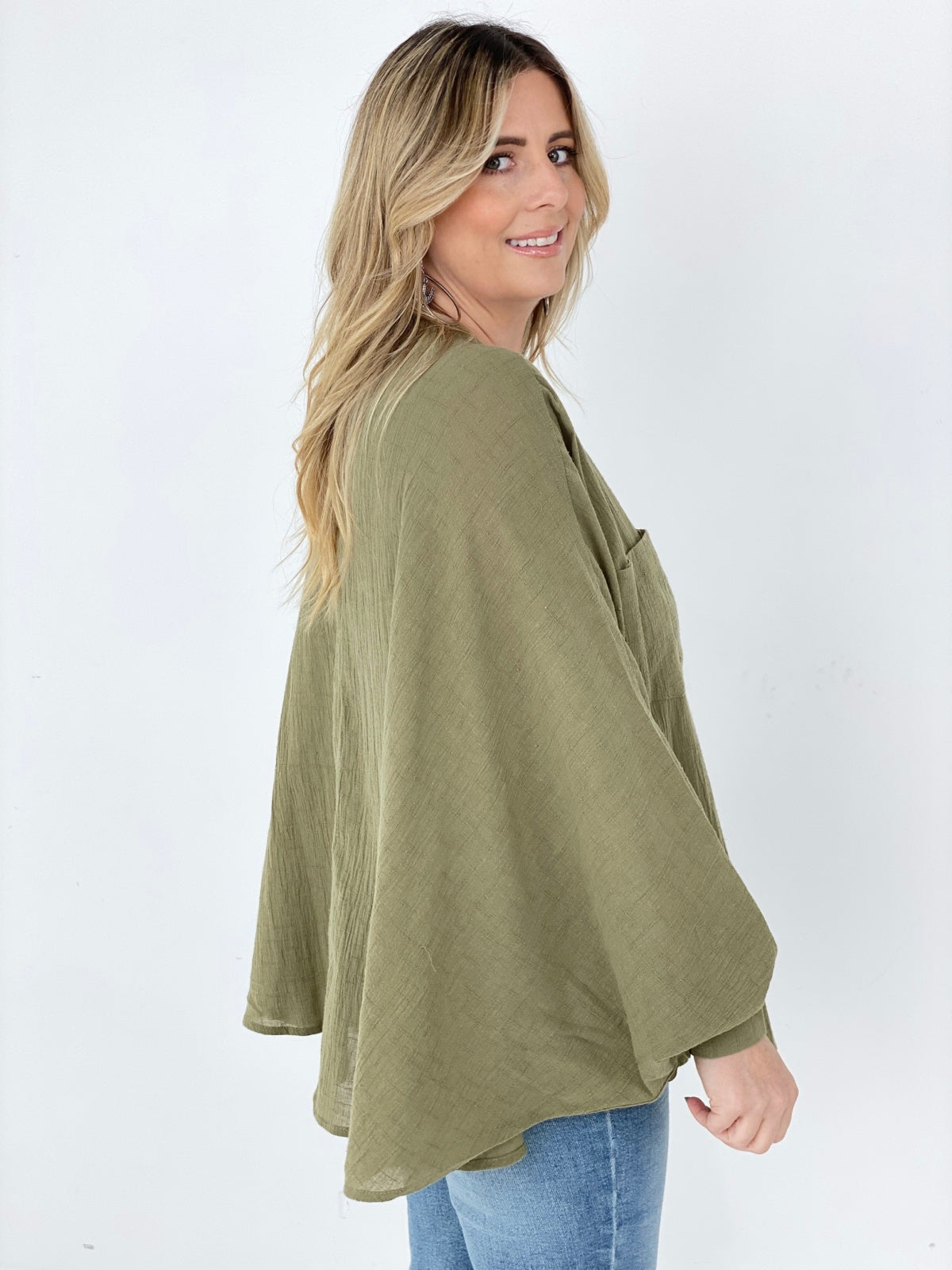 Stylish Oversized Cotton Linen Top for Women - Comfortable Textured Blouse for Casual Wear, Work & Travel