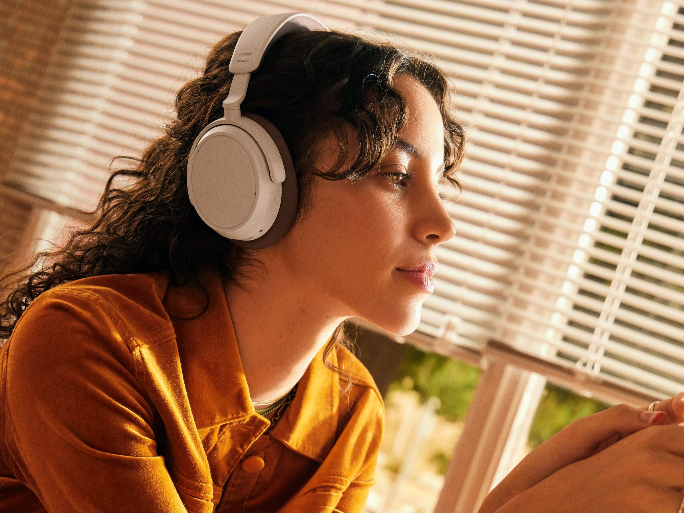 Sennheiser Accentum Plus Wireless Headphones - Noise Cancelling, Hi-Res Audio, 50H Battery - Perfect for Travel, Work & Music Lovers