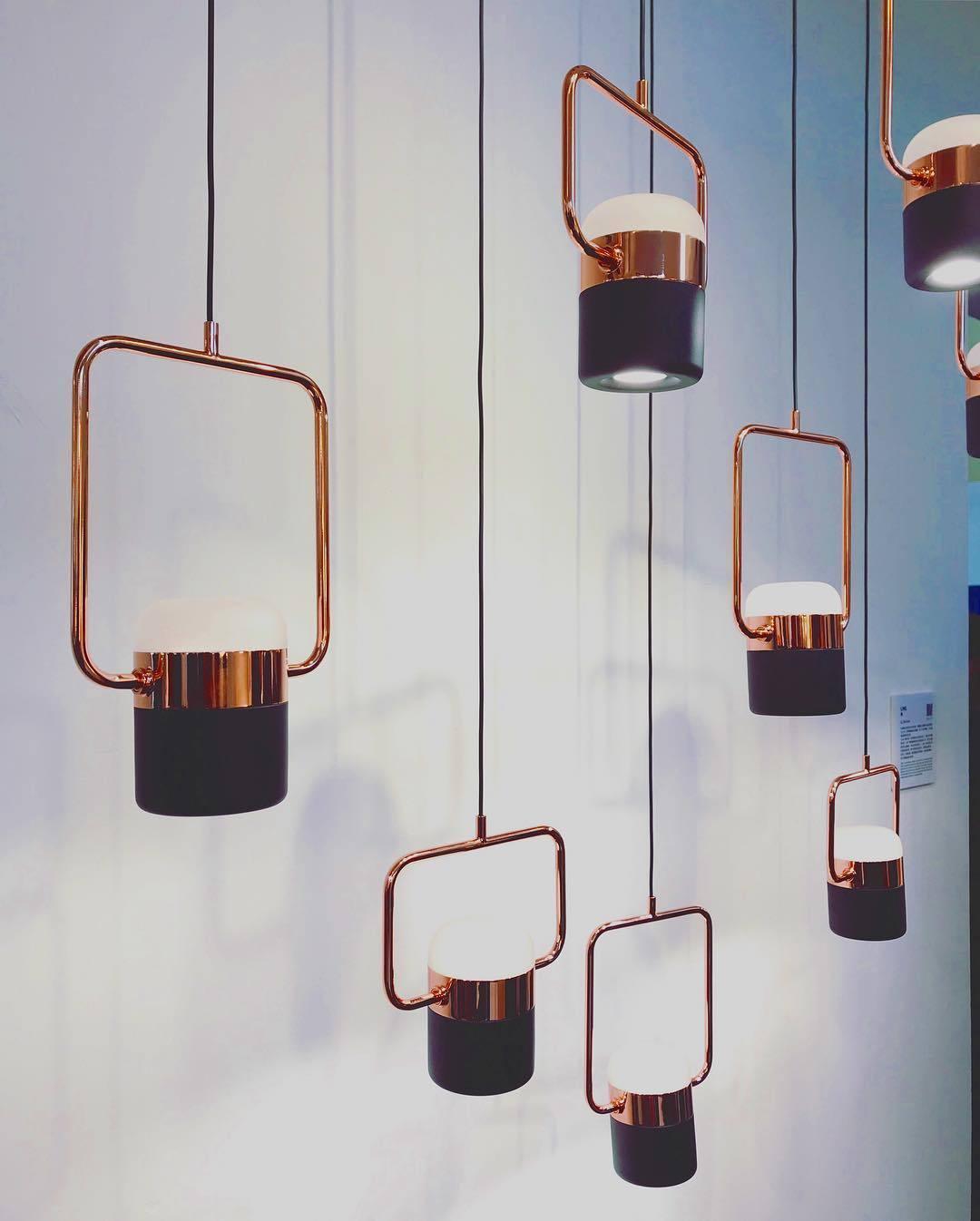Adjustable Glass Pendant Light Fixture - Modern Dimmable Hanging Chandelier for Kitchen Island, Dining Room & Bedroom Lighting Decor