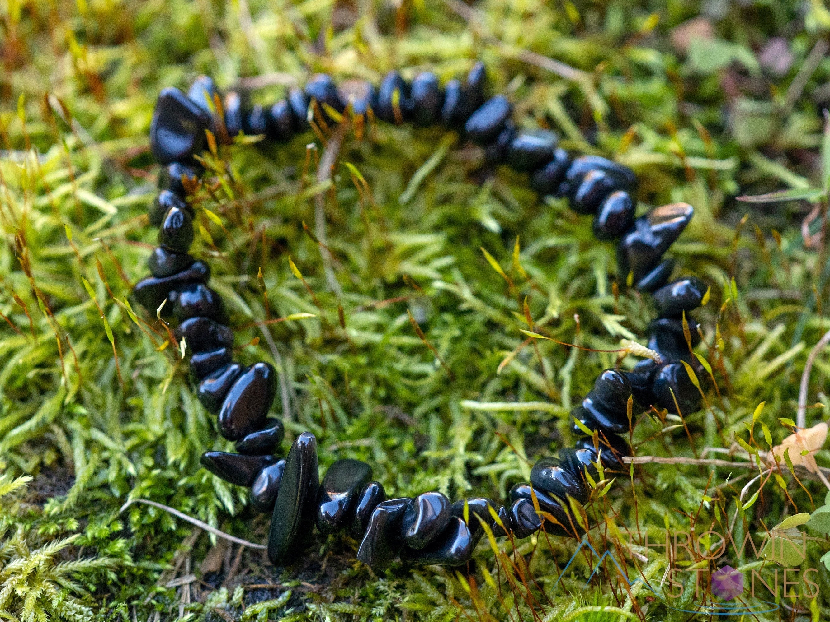 Rainbow Obsidian Crystal Chip Bead Bracelet - Handmade Healing Stone Jewelry for Women & Men - Spiritual Energy, Chakra Balancing & Stress Relief - Perfect for Meditation, Yoga & Daily Wear