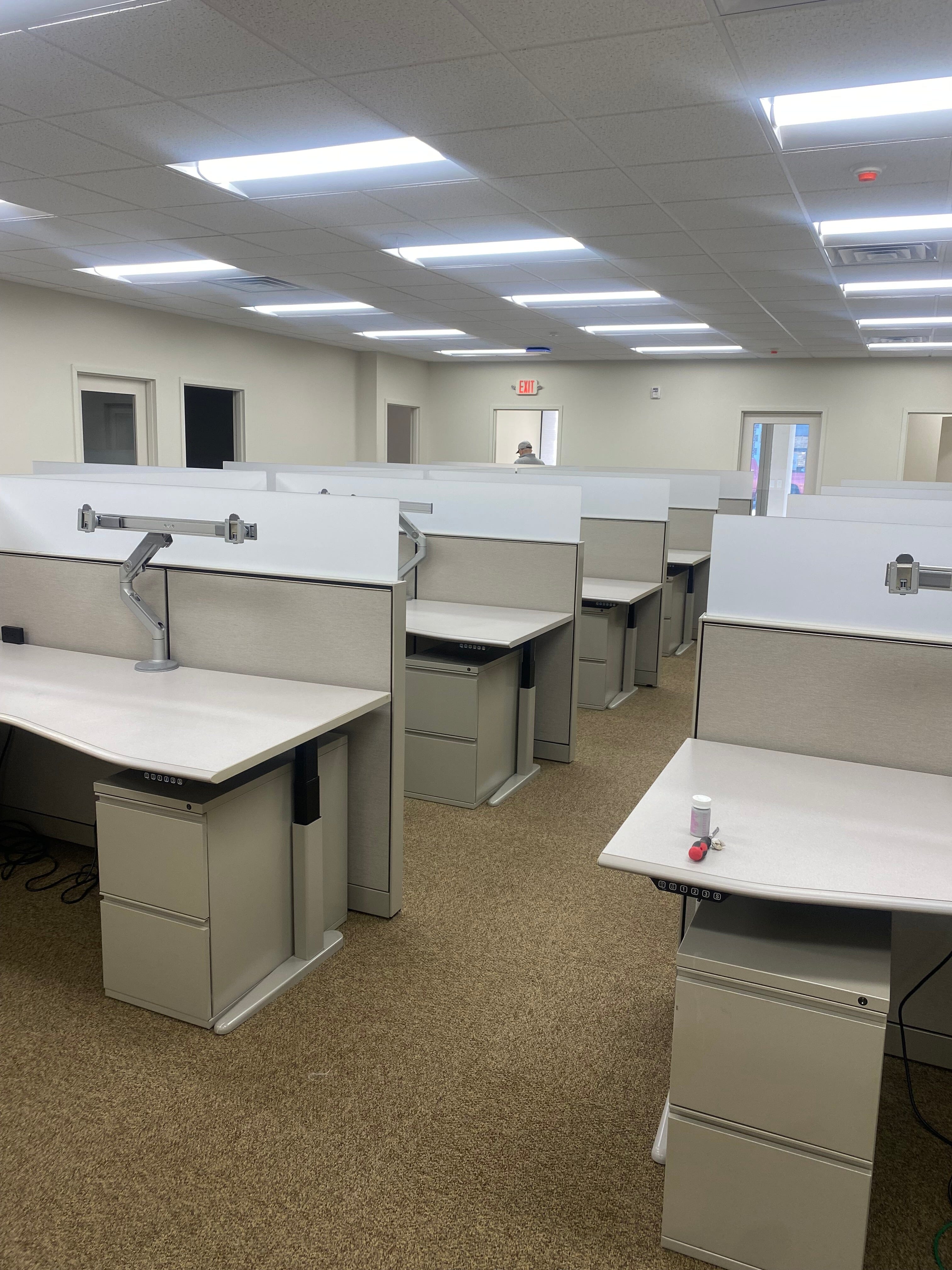 Premium Used Herman Miller Cubicles for Office & Workspace - High-Quality Refurbished Office Partitions & Workstations