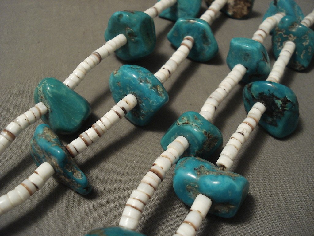Antique 1900s Santo Domingo Turquoise Boulder Necklace - 275 Grams - Handcrafted Vintage Jewelry for Boho, Western & Native American Fashion