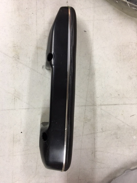 Alfa Romeo GTV Left Side Door Arm Rest - Replacement Interior Car Accessory for Comfort & Style - Perfect for Long Drives & Daily Commutes