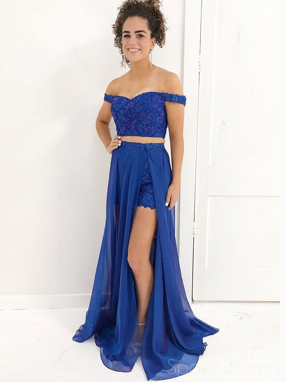 Royal Blue Lace Detachable Off-Shoulder Two-Piece Prom Dress for Women - Elegant Custom Evening Gown for Formal Events, Homecoming & Special Occasions