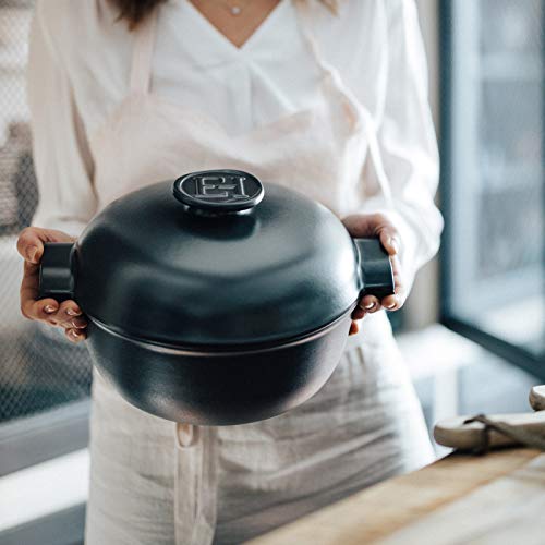Emile Henry Delight 4L Ceramic Round Dutch Oven in Slate - Premium French Cookware for Baking, Roasting & Slow Cooking - Perfect for Soups, Stews & Bread Making