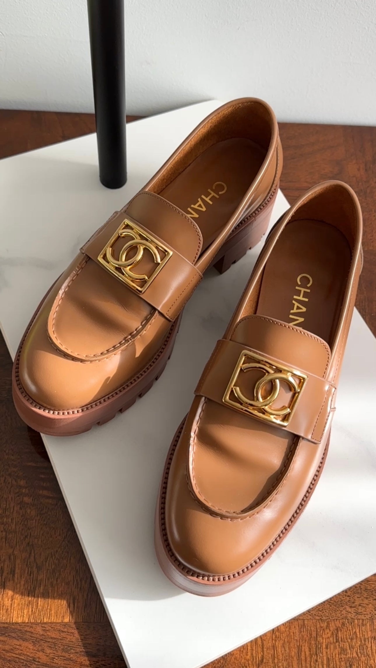 Chanel 2023 Tan Glossed Leather CC Tread Loafers Size 37 - Women's Luxury Designer Shoes for Work, Office & Formal Occasions