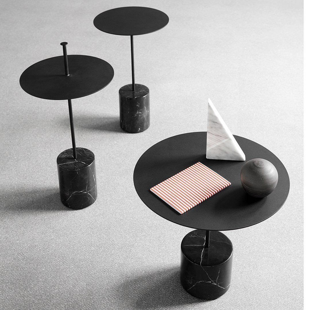 Portable Calibre Table with Ergonomic Handle - Perfect for Outdoor Picnics, Camping, and Tailgating