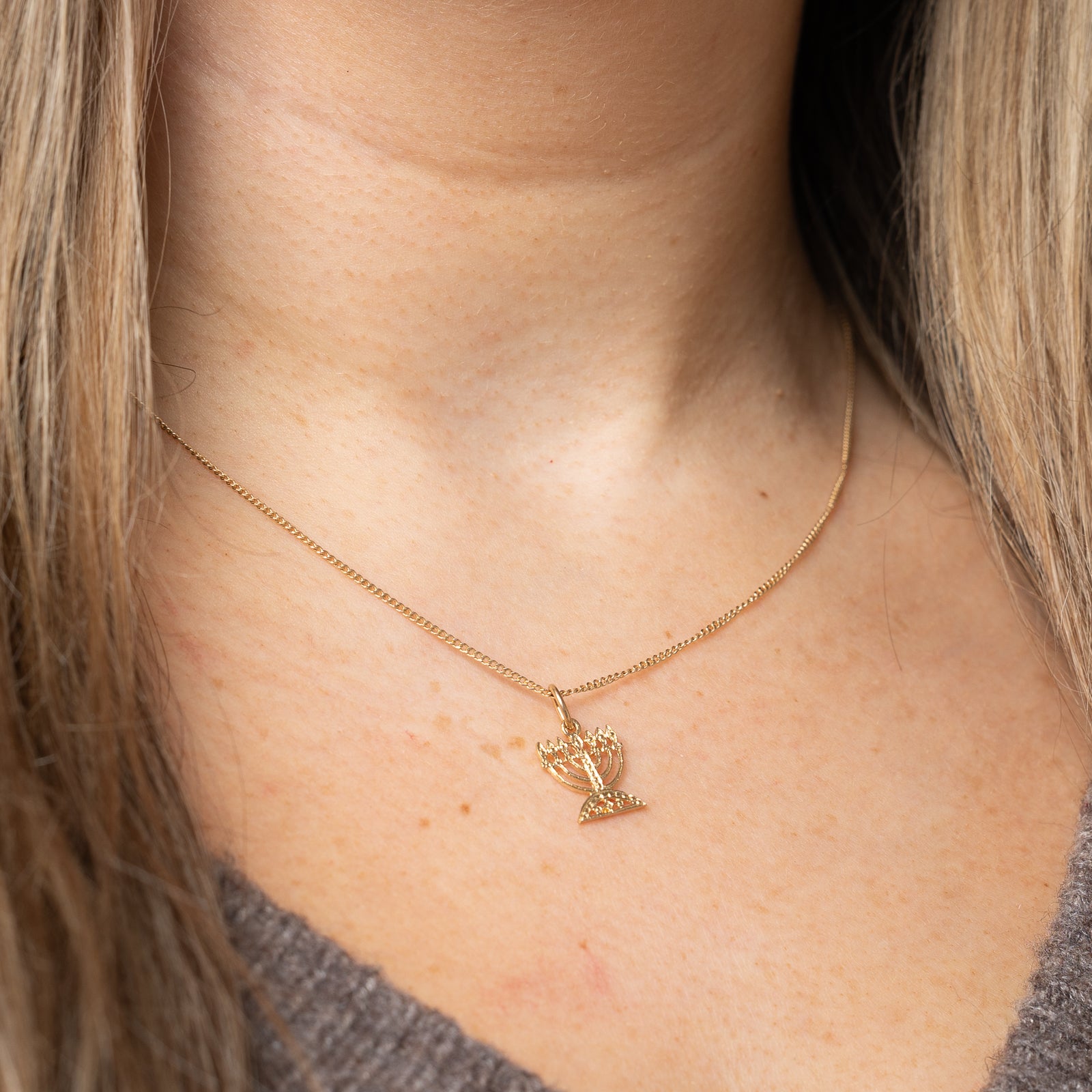 10K Yellow Gold Hanukkah Menorah Charm Pendant - Elegant Jewish Jewelry for Hanukkah Gifts, Holidays & Special Occasions