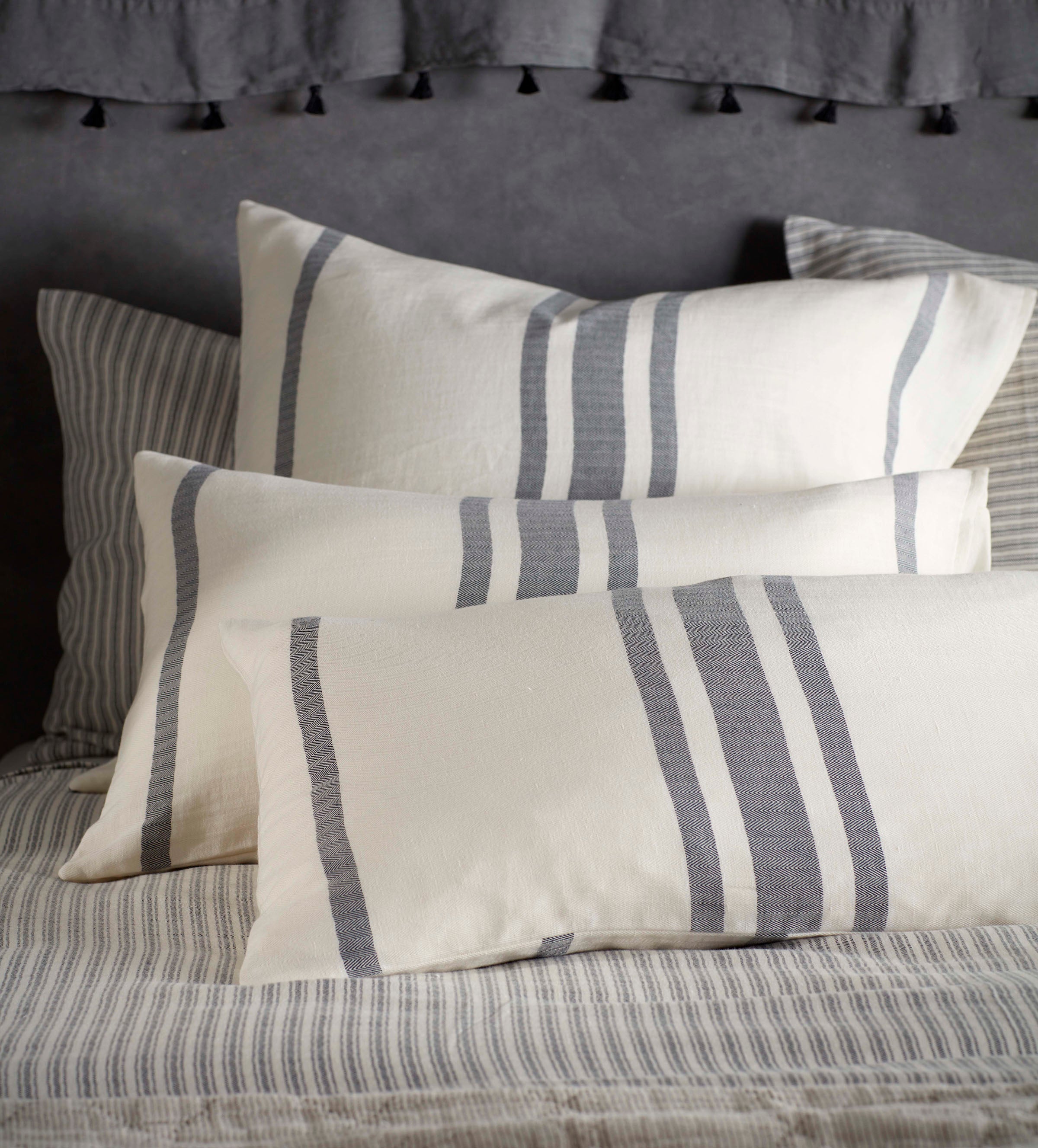Gray Wide Stripe Cotton Linen Cushion Cover - Soft Bohemian Decorative Pillow Case for Sofa, Bed, Chair - Home Decor & Living Room Accessories