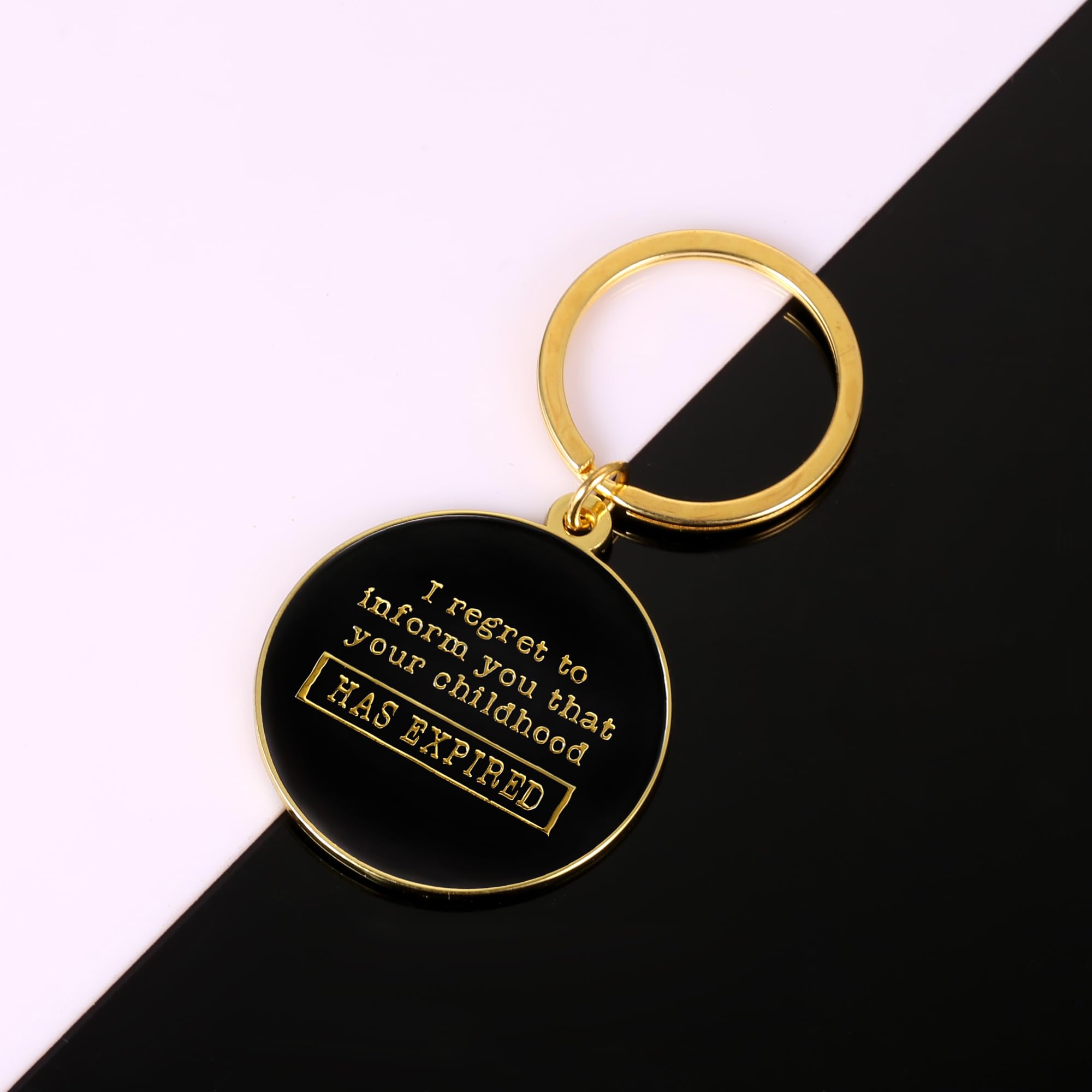 18th Birthday Keychain - Personalized Gift for 18 Year Old Boys & Girls - Unique 18th Birthday Present for Son, Daughter, Teen - Funny 18th Bday Keepsake - Perfect for Graduation, Milestone Celebrations & Special Memories