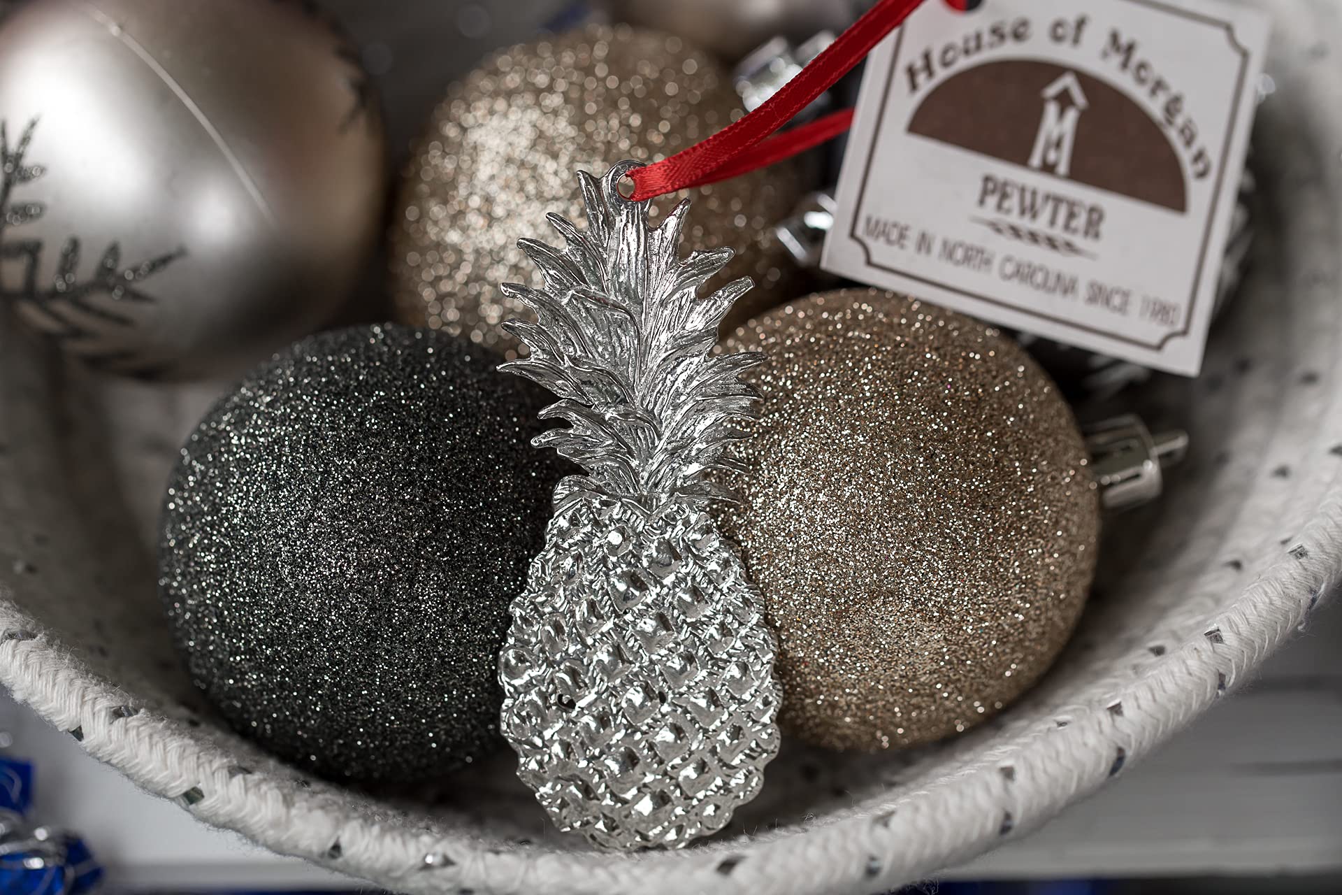 Handmade Pineapple Christmas Ornament - Colonial Pewter Pineapple Tree Decor for Southern Hospitality Home Décor | Perfect for Holiday Gifts, Christmas Tree Decorations & Welcoming Home Accents