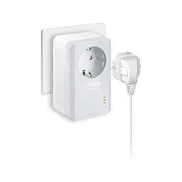 TP-Link AV1000 Gigabit Powerline Ethernet Adapter with Built-in Outlet - High-Speed 1000Mbps, Plug & Play, No Configuration Needed - Perfect for Home Office, Gaming, and 4K Streaming